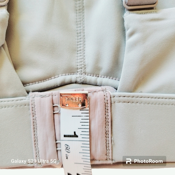 Fabletics Women's All Day Every Day Low Impact Sports Bra Gray Size XS - Picture 12 of 12